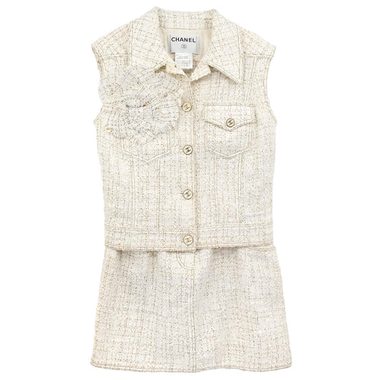 Chanel 2001 Setup Vest Skirt White #38