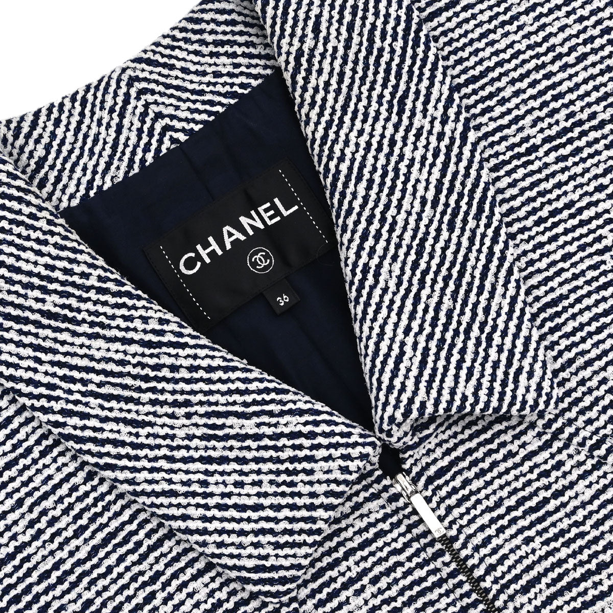 Chanel 2019 Zip Up Short Sleeve Tweed Border Jacket Navy #36