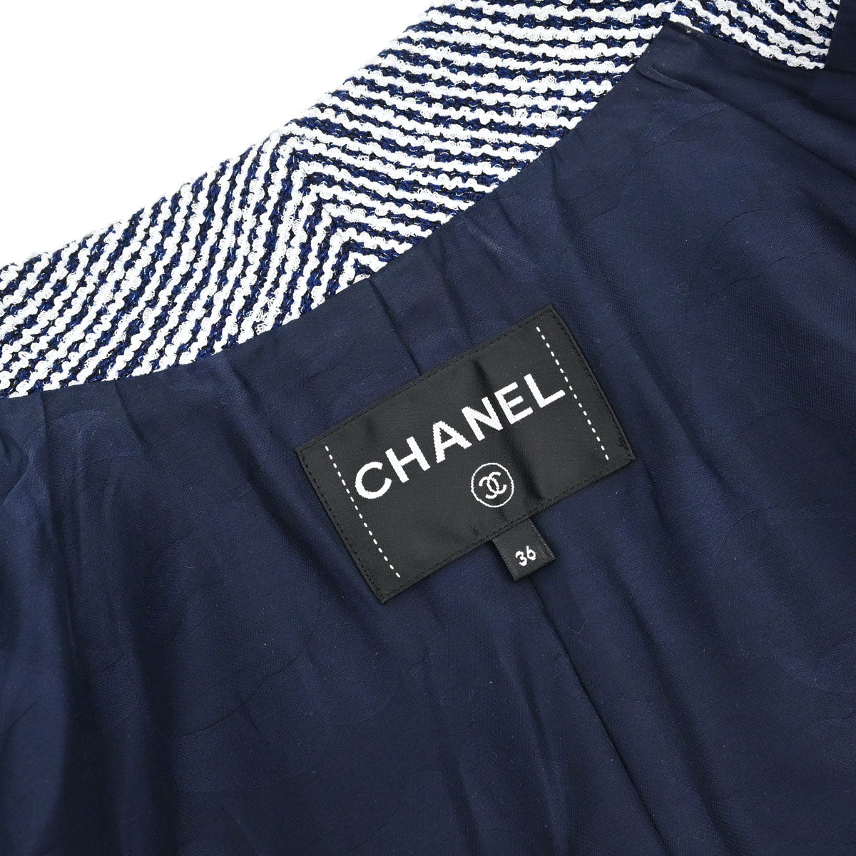 Chanel 2019 Zip Up Short Sleeve Tweed Border Jacket Navy #36