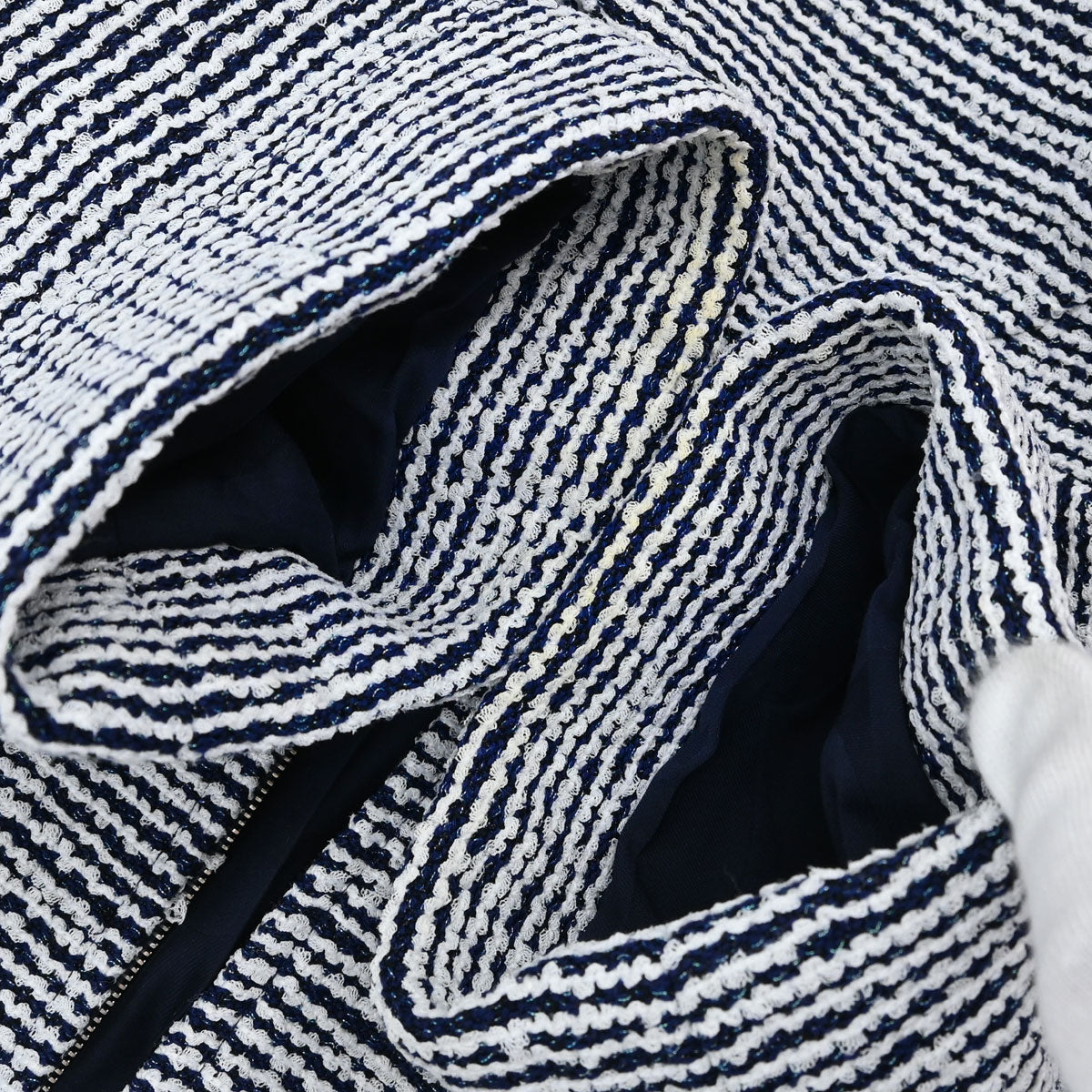 Chanel 2019 Zip Up Short Sleeve Tweed Border Jacket Navy #36