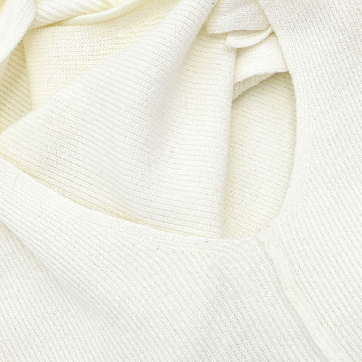Chanel 2005 Bow Tank Top White #38