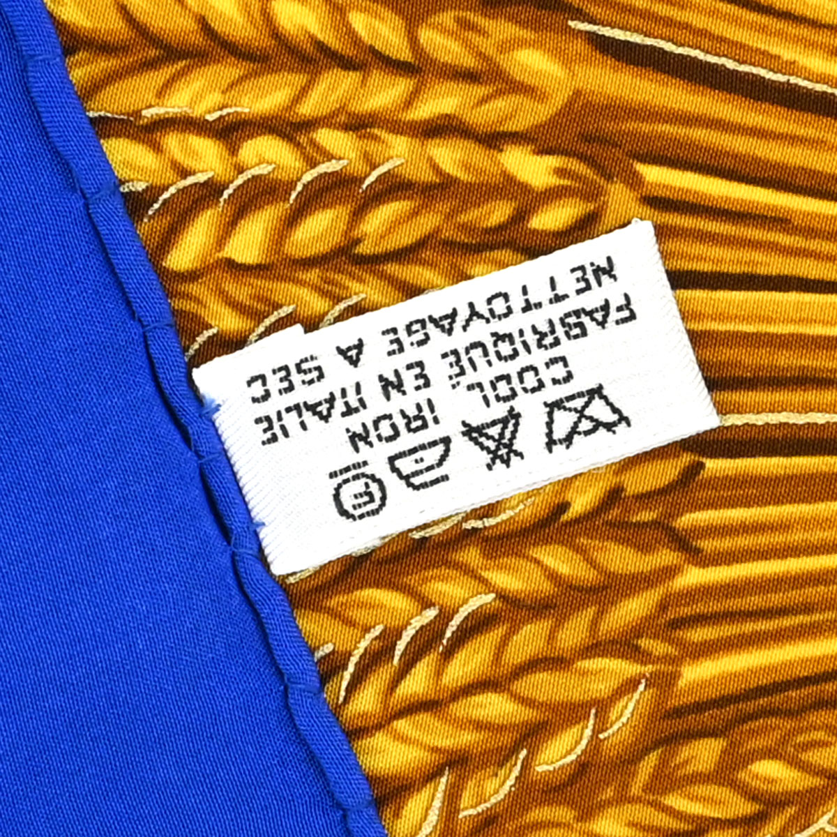 Chanel Blue Gold Camellia Chain Scarf Small Good