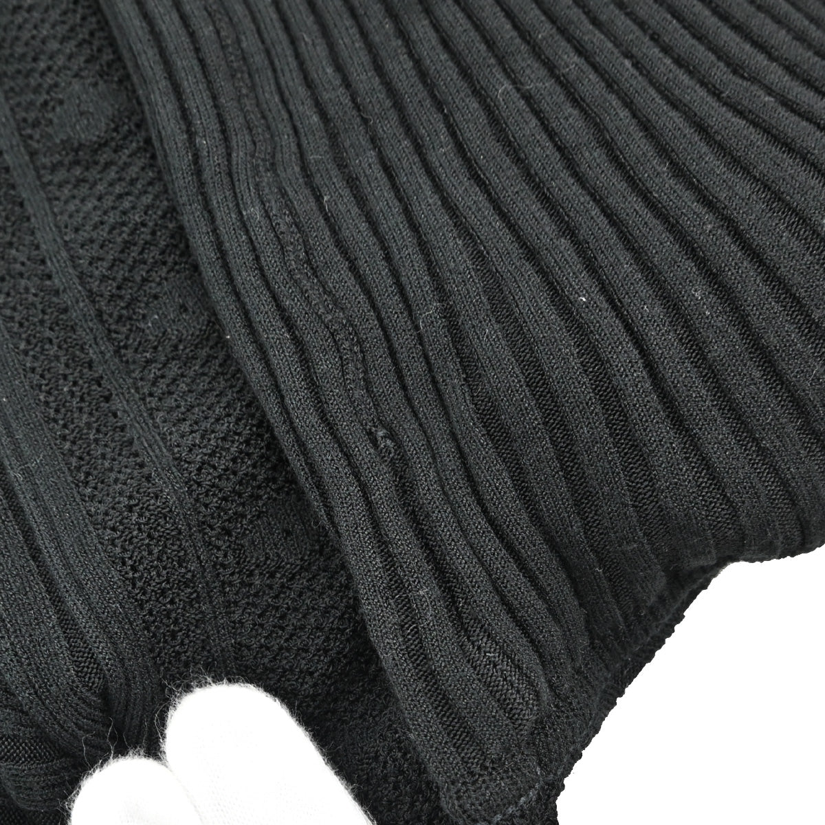 Chanel 2005 Long Sleeve Turtleneck Sweater Knit Top Black #34