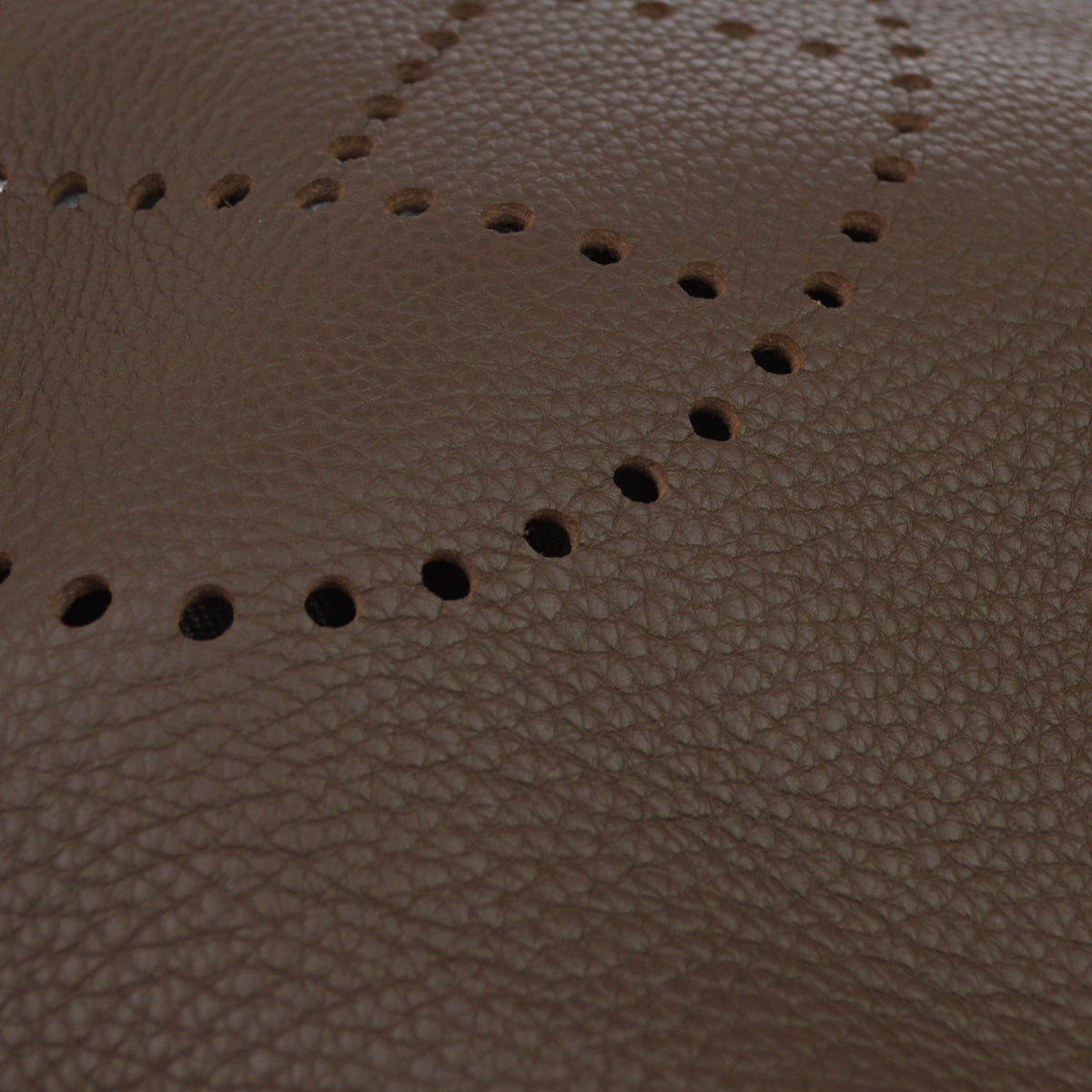 Hermes Terre Taurillon Clemence Evelyne 2 33 GM Shoulder Bag