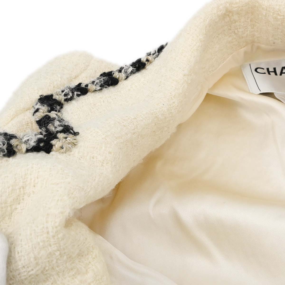 Chanel 2006 Single Breasted Tweed Jacket Ivory #42