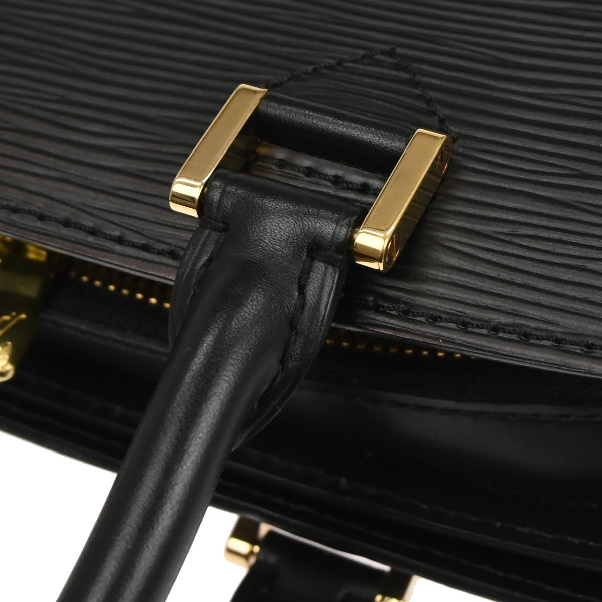 Louis Vuitton 1998 Black Epi Pont Neuf Handbag M52052