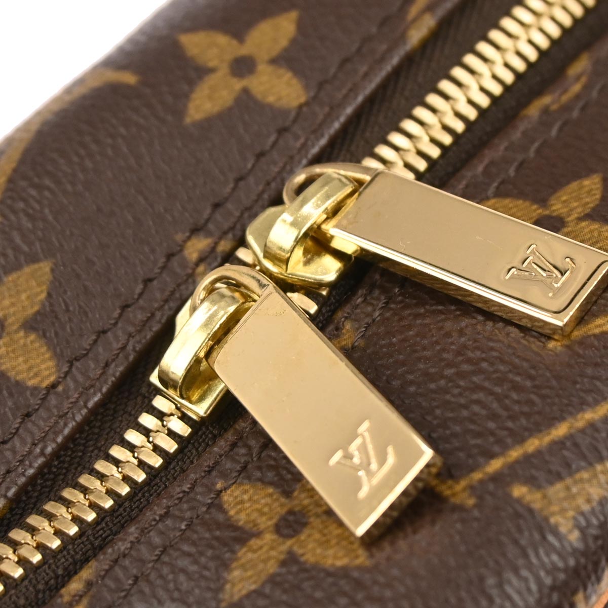 Louis Vuitton Monogram Cite MM Handbag M51182