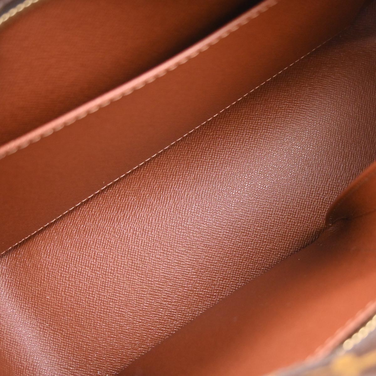 Louis Vuitton Monogram Cite MM Handbag M51182