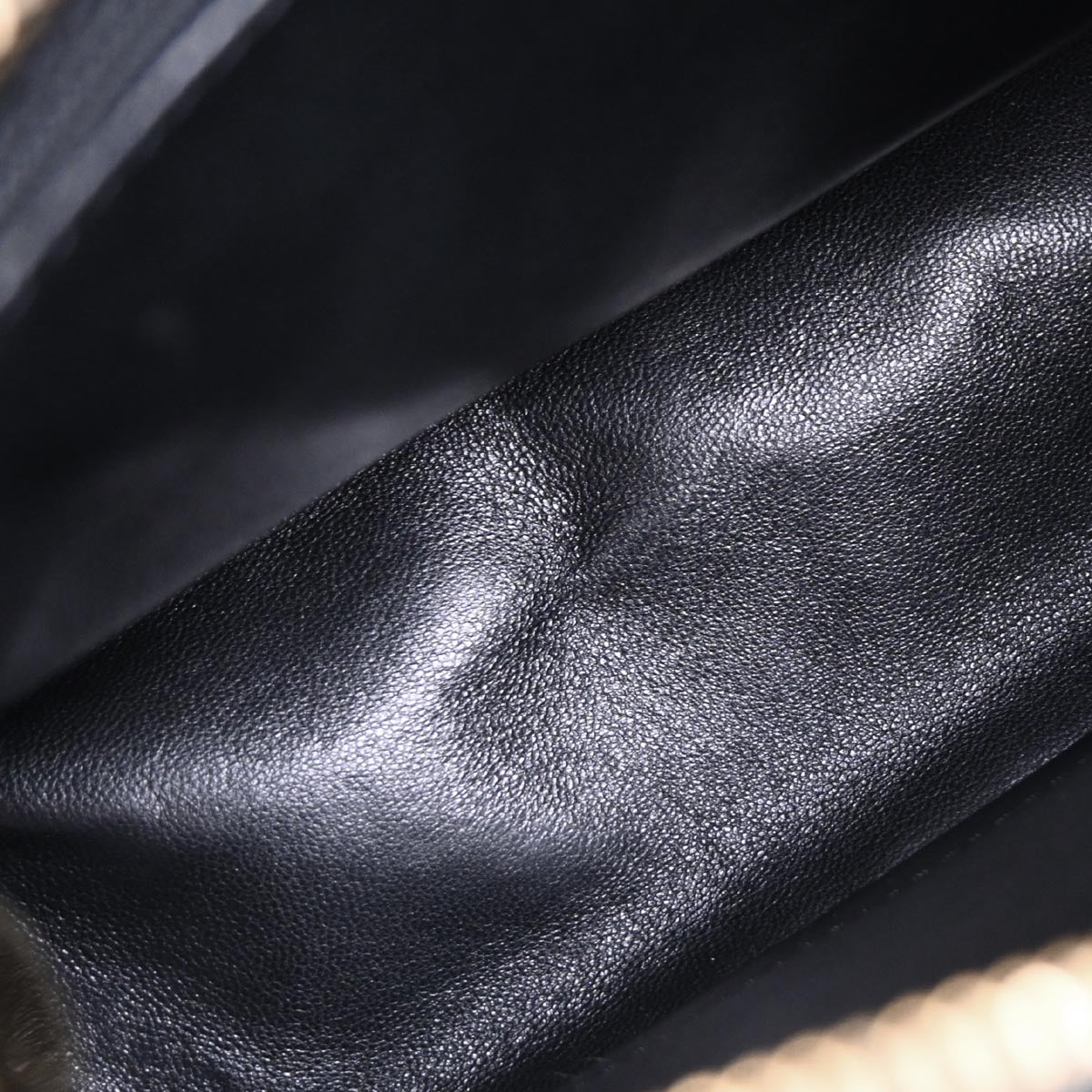 Chanel 2002-2003 Black Caviar Skin Medallion Tote Handbag