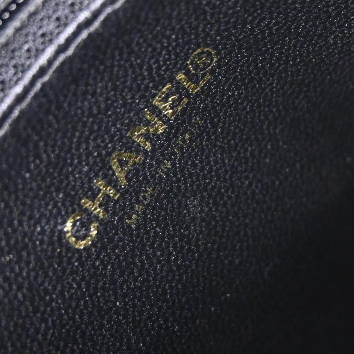 Chanel 2002-2003 Black Caviar Skin Medallion Tote Handbag