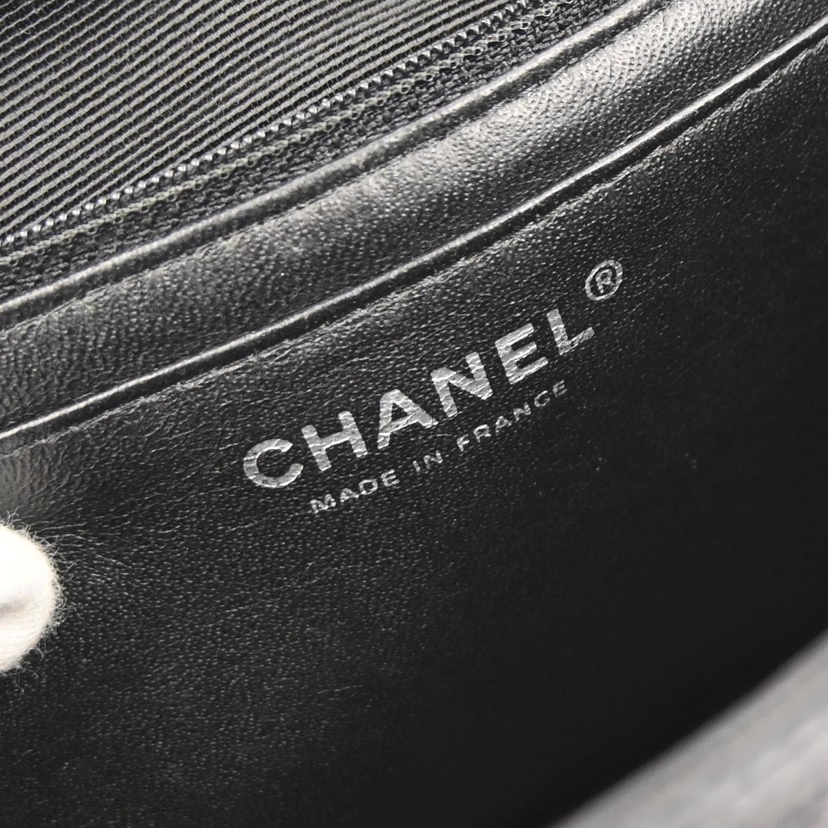 Chanel 2006-2008 Black Caviar Skin Jumbo Shoulder Bag