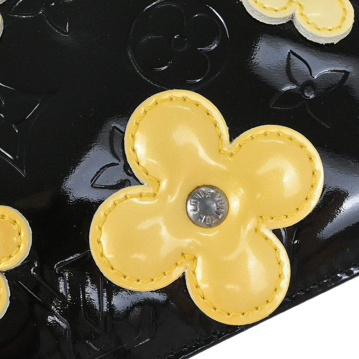 Louis Vuitton 2001 Black Vernis Flower Lexington Handbag M92245