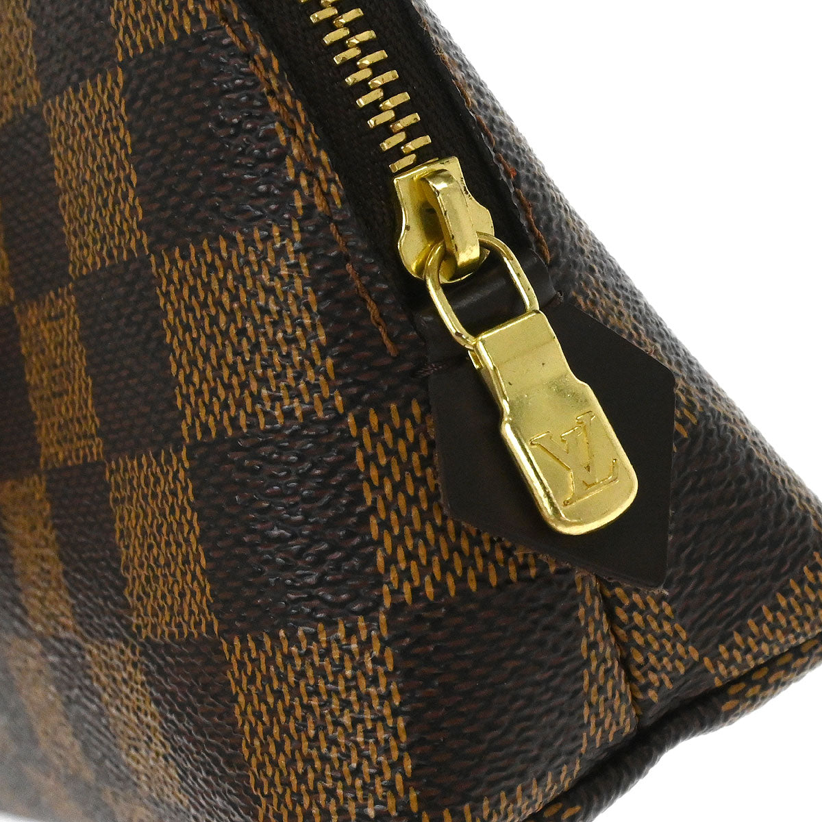Louis Vuitton 2004 Damier Pochette Cosmetic Pouch N47516