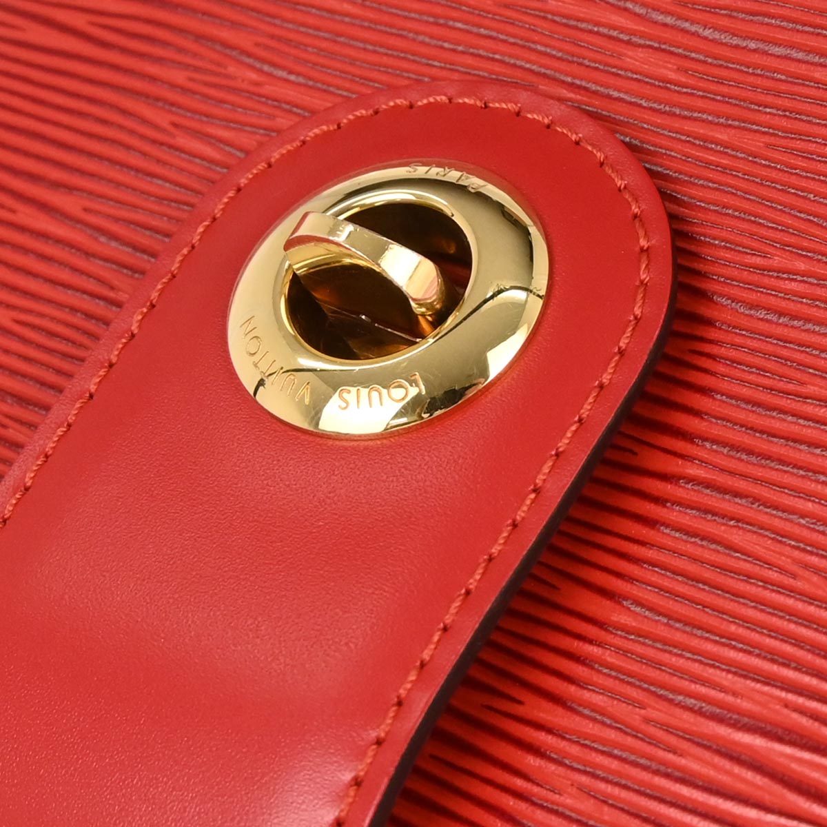 Louis Vuitton Red Epi Cluny Shoulder Bag M52257