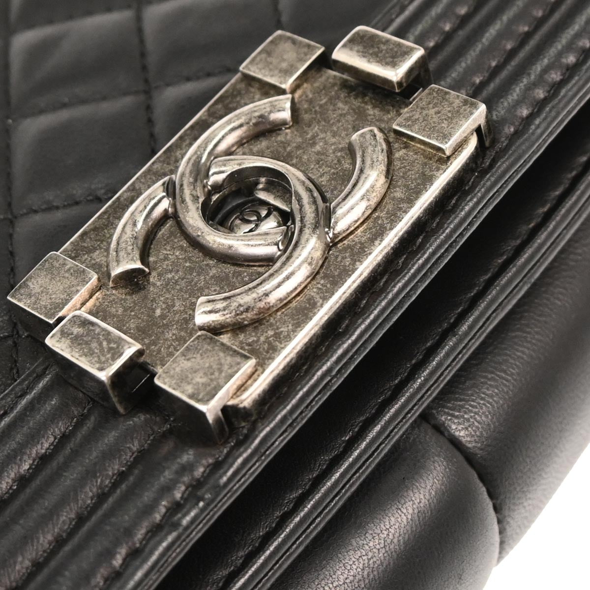 Boy Chanel 2017 Black Lambskin Medium Shoulder Bag