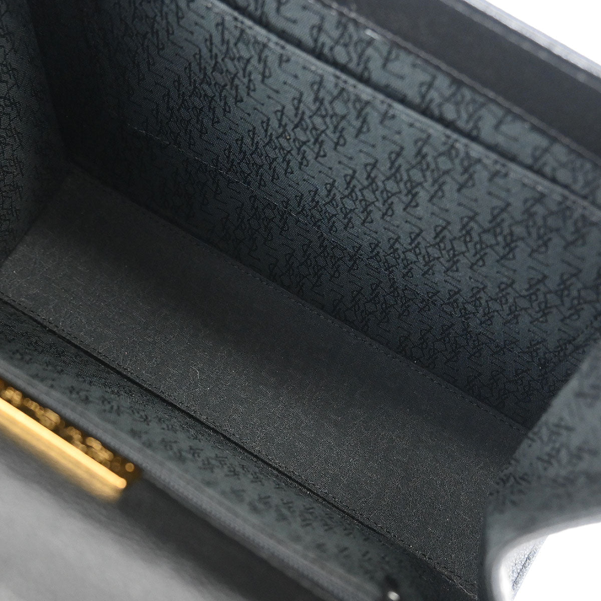 Yves Saint Laurent Black Handbag