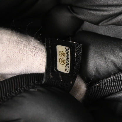 Chanel 2017 Olive Green Calfskin Bubble Quilt Shoulder Bag