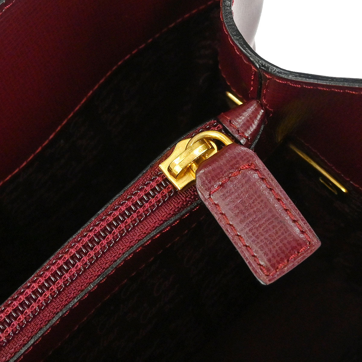 Cartier Bordeaux Must de Cartier Shoulder Bag