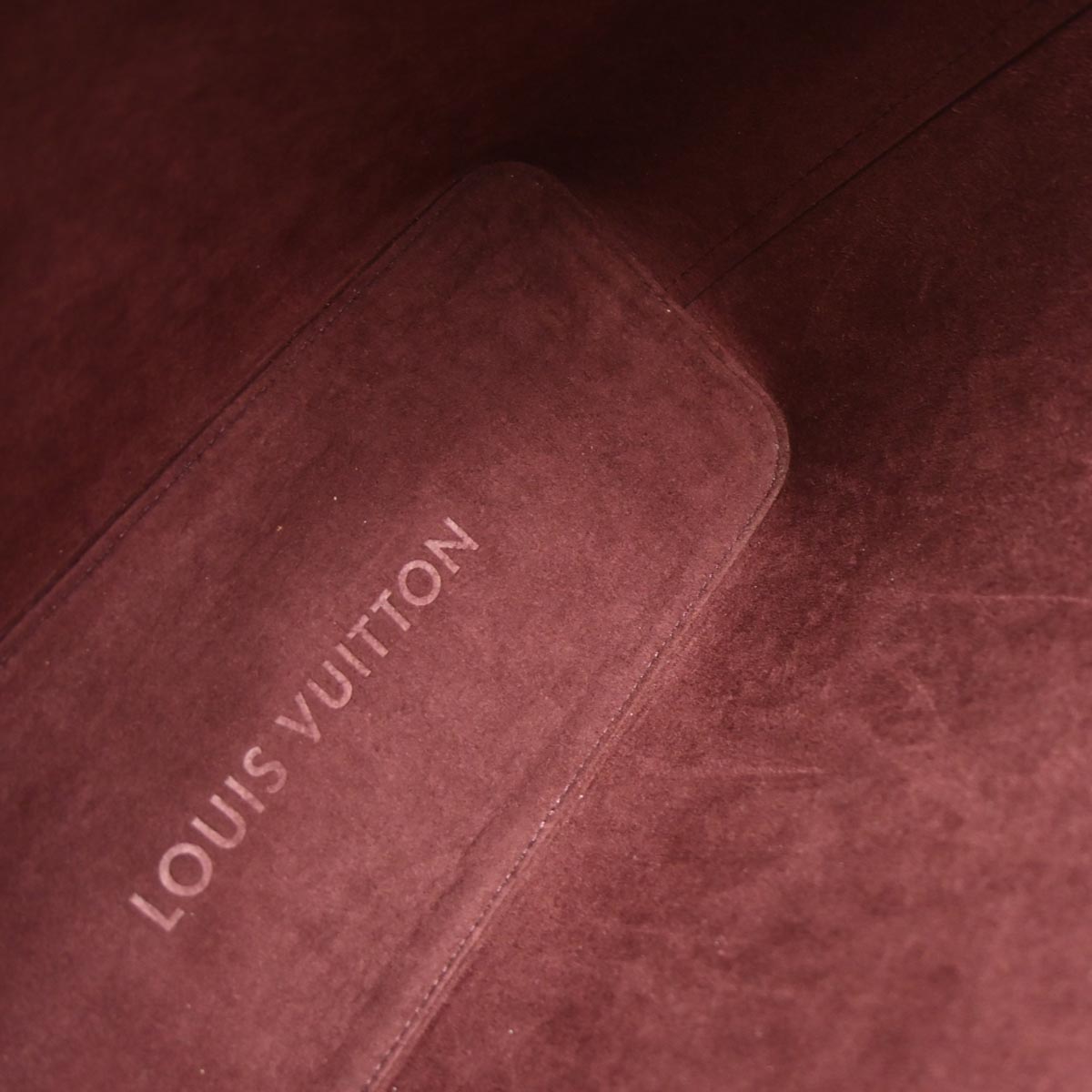 Louis Vuitton 2017 Dark Purple Vernis Long Beach MM Tote Bag M90475