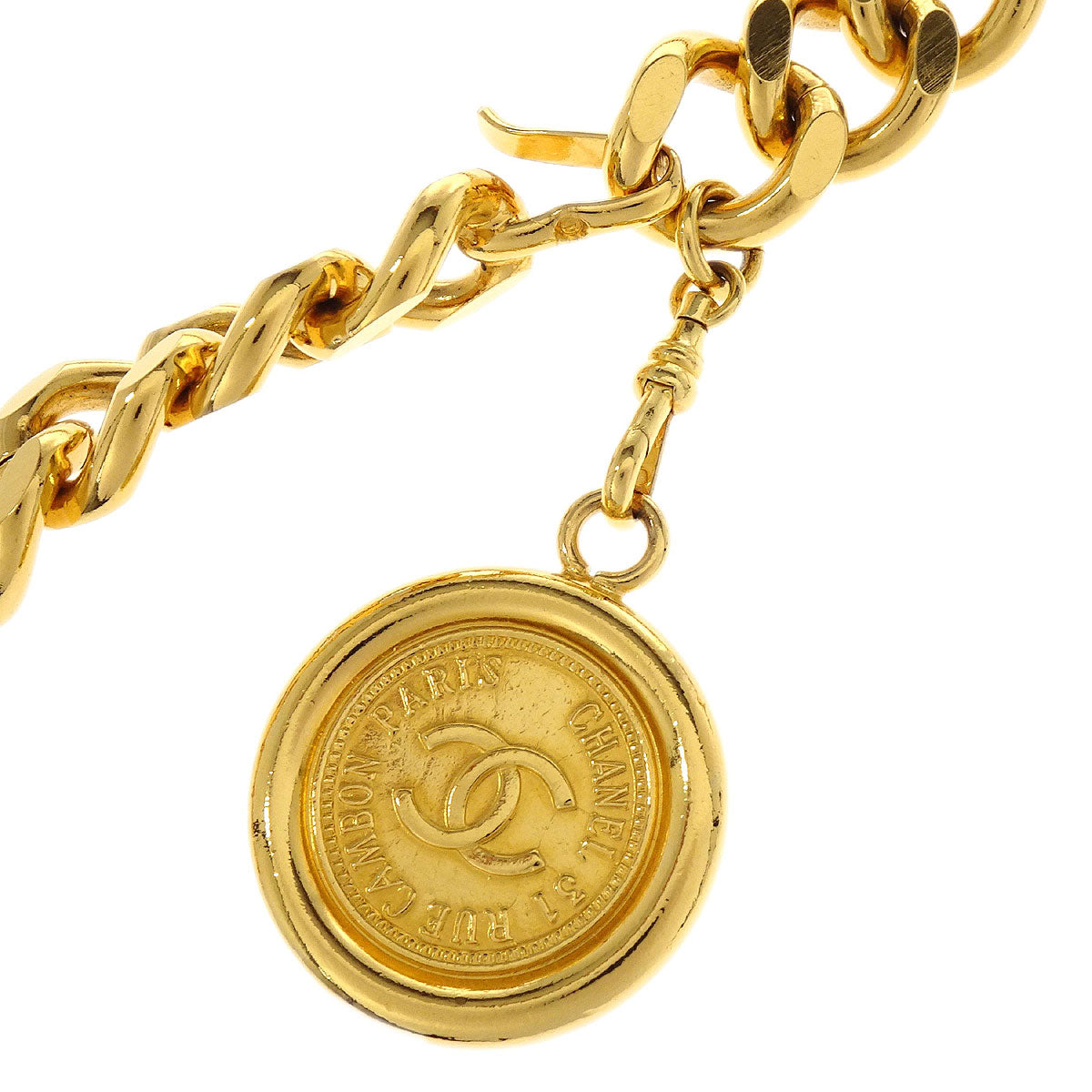 Chanel Chain Belt Medallion Gold Small Good