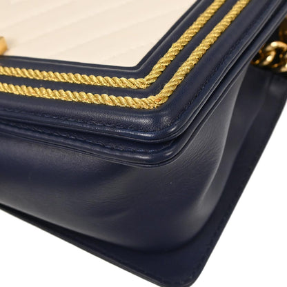 Boy Chanel 2018-2019 White Lambskin Chevron Medium Shoulder Bag