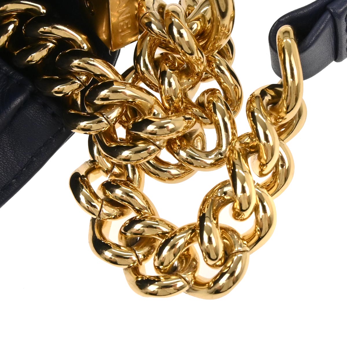 Boy Chanel 2018-2019 White Lambskin Chevron Medium Shoulder Bag