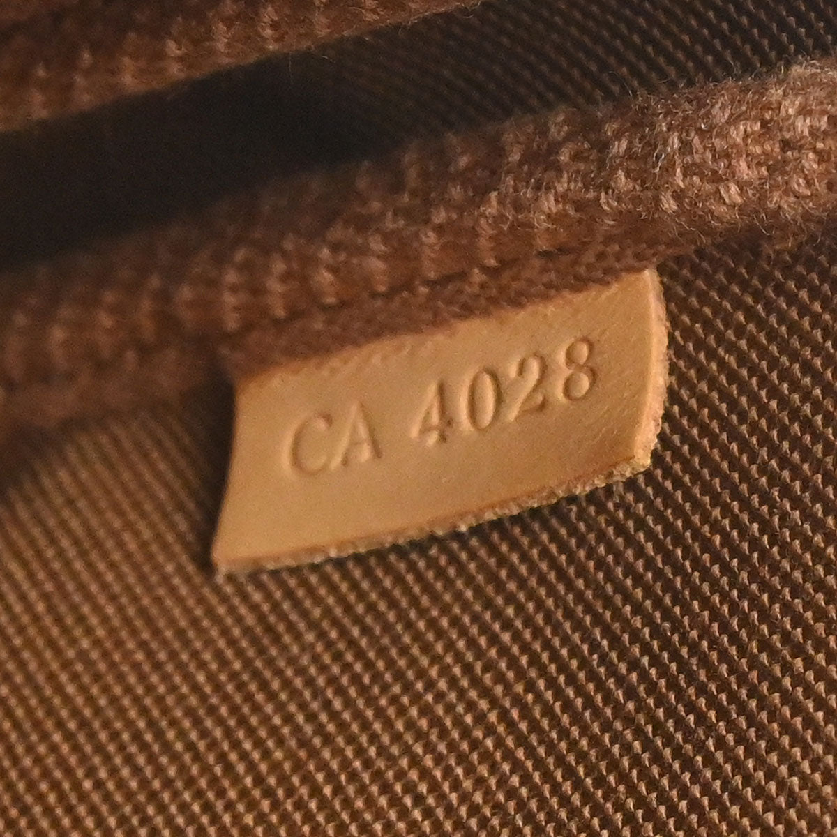 Louis Vuitton Monogram Rose Pochette Accessoires Handbag M48615