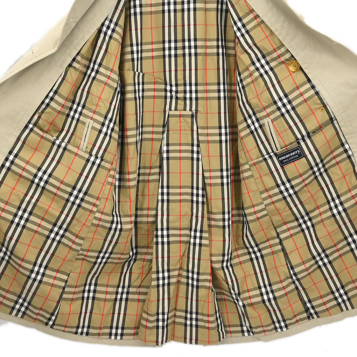 Burberrys Trench Coat Beige