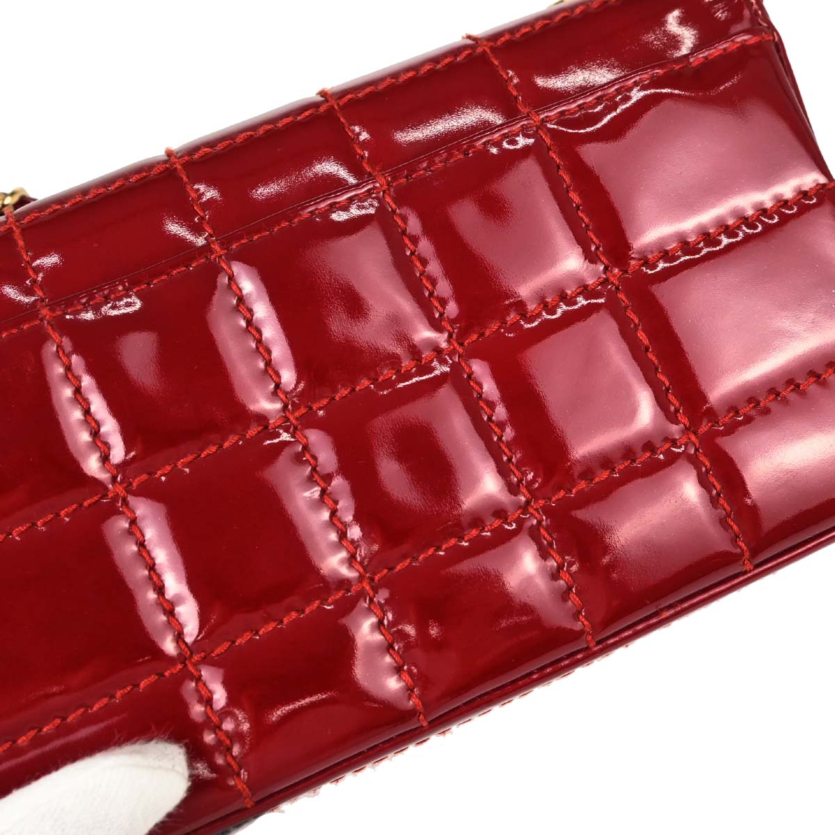 Chanel Red Patent Leather Choco Bar Single Flap Shoulder Bag