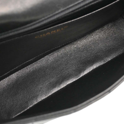 Chanel Black Lambskin Choco Bar Costume Pearl Shoulder Bag