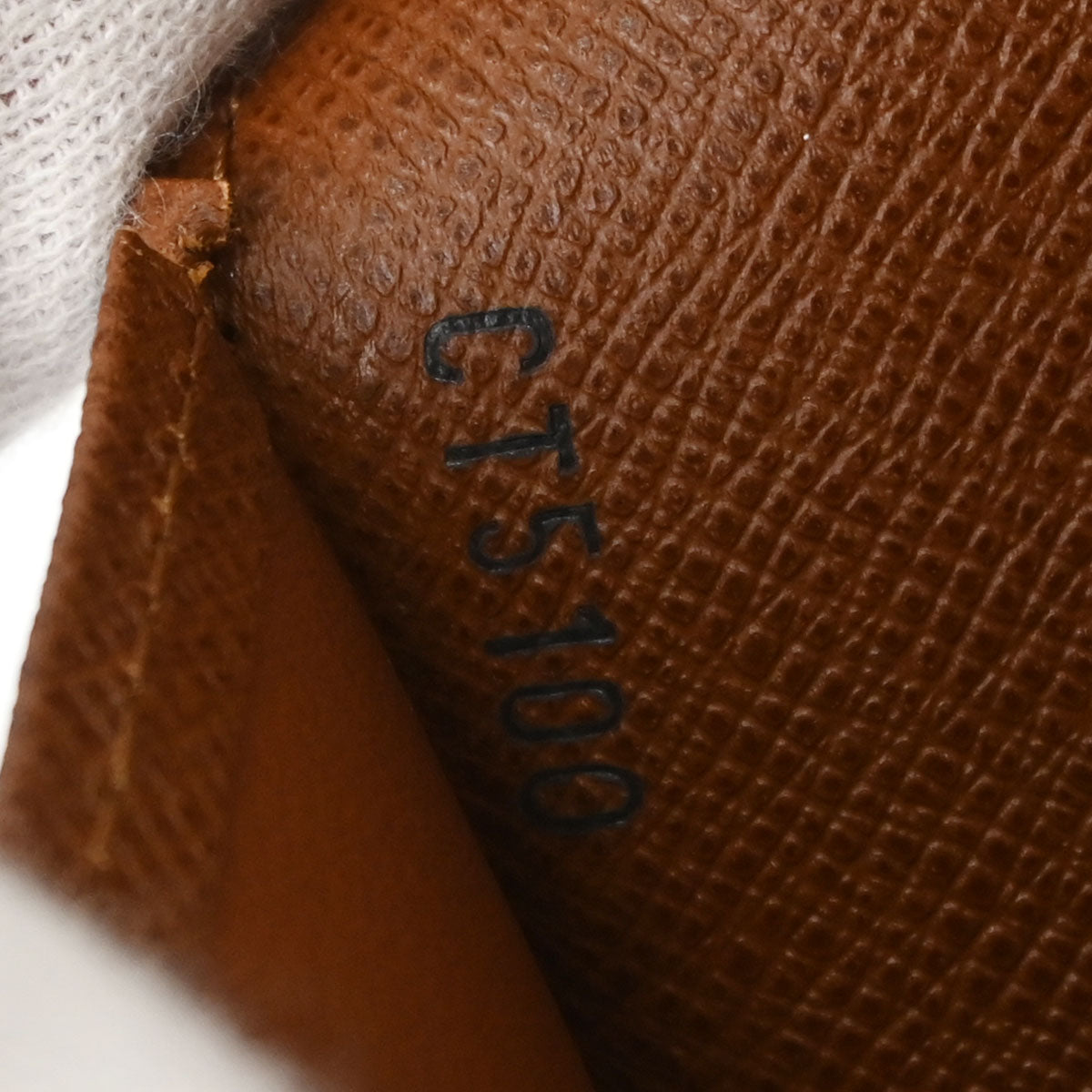 Louis Vuitton Monogram Portefeuille Brazza Wallet M66540