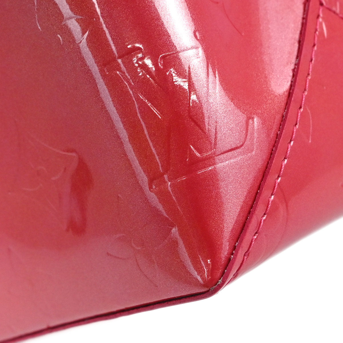 Louis Vuitton Pink Vernis Reade PM Handbag M9132F