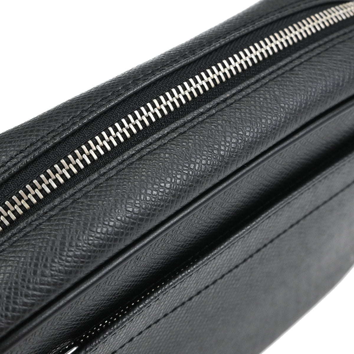 Louis Vuitton Black Taiga Calga Clutch Bag M30812