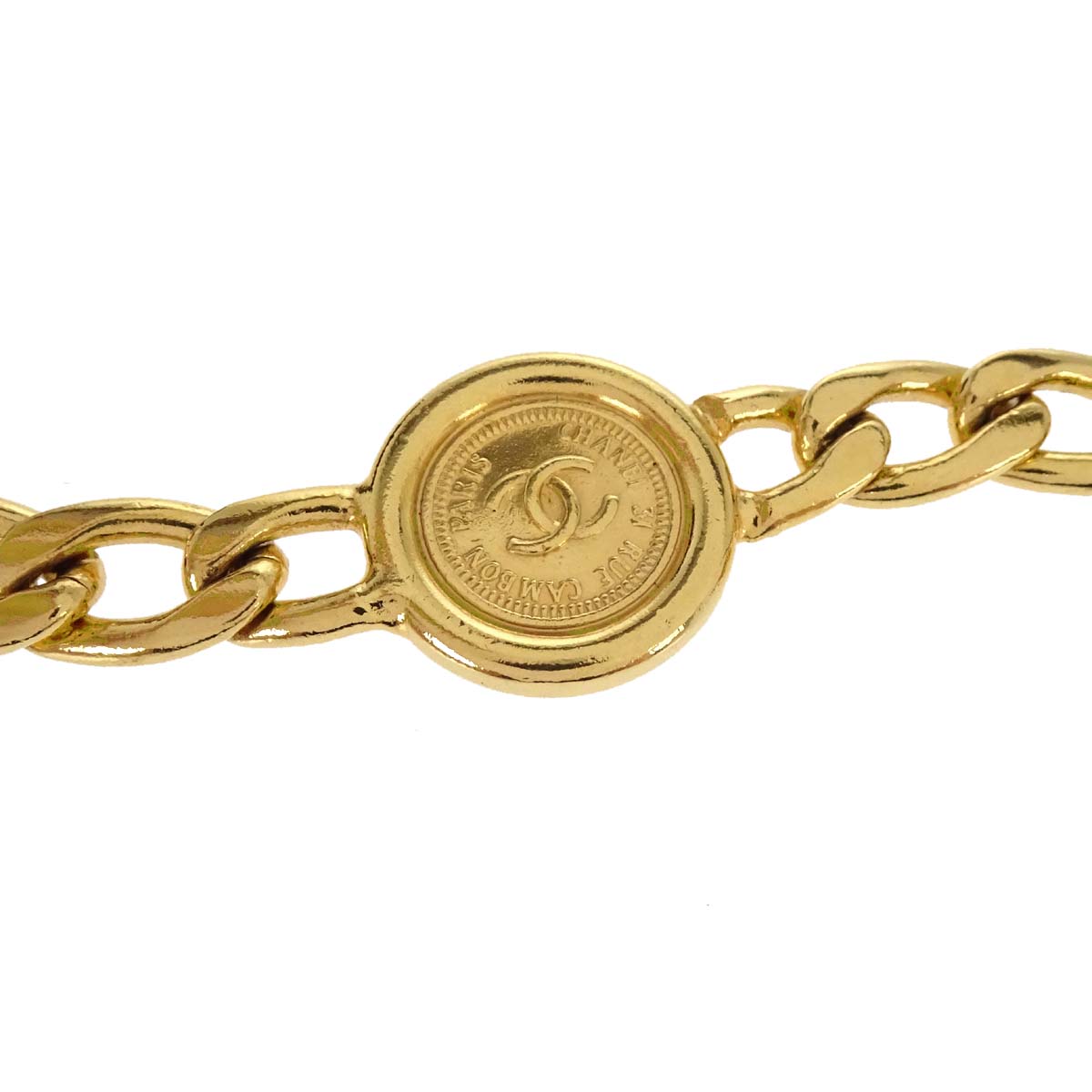 Chanel Chain Belt Medallion Gold Small Good
