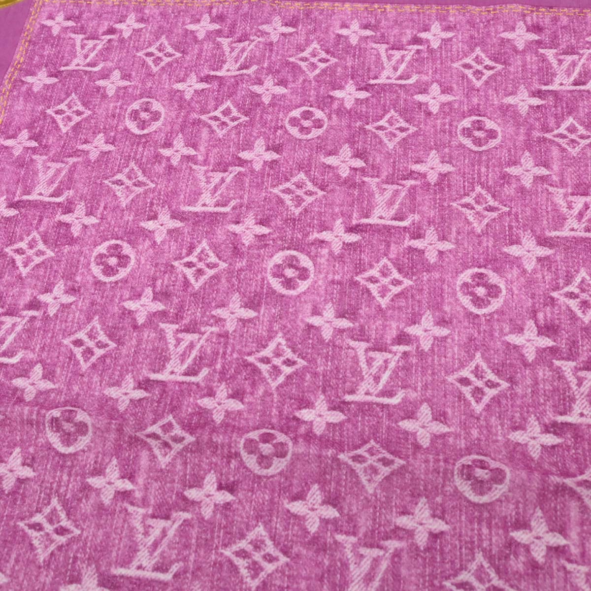 Louis Vuitton Pink Monogram Scarf 55 Bandana Small Good