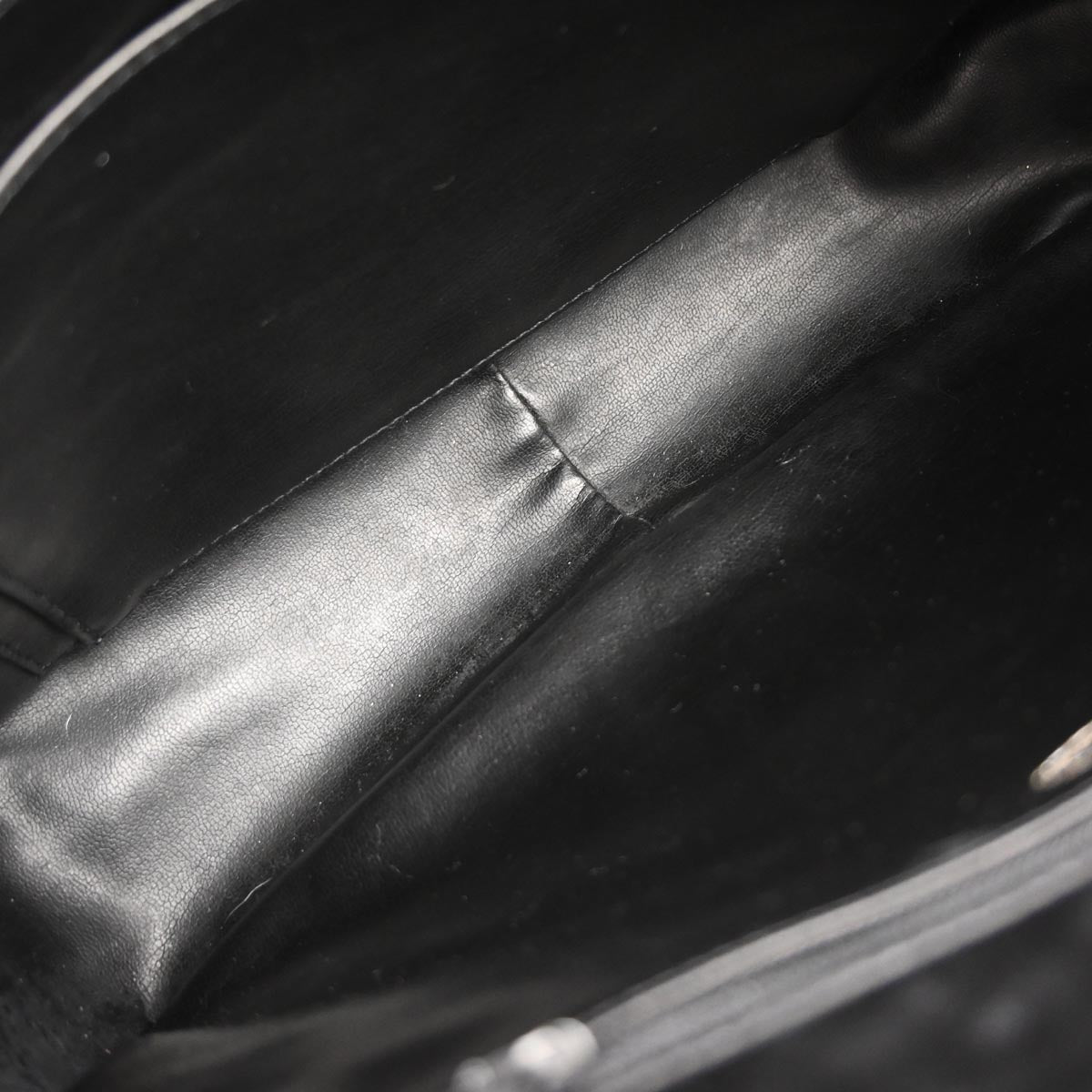 Chanel 1986-1988 Black Patent Leather Shoulder Bag