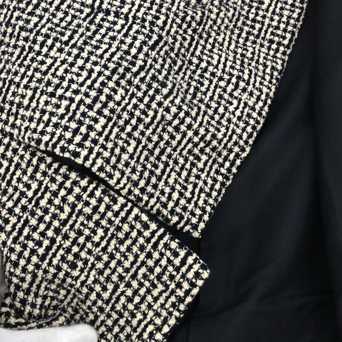 Chanel Collarless Jacket Tweed Black Ivory #36