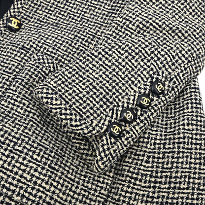 Chanel Collarless Jacket Tweed Black Ivory #36