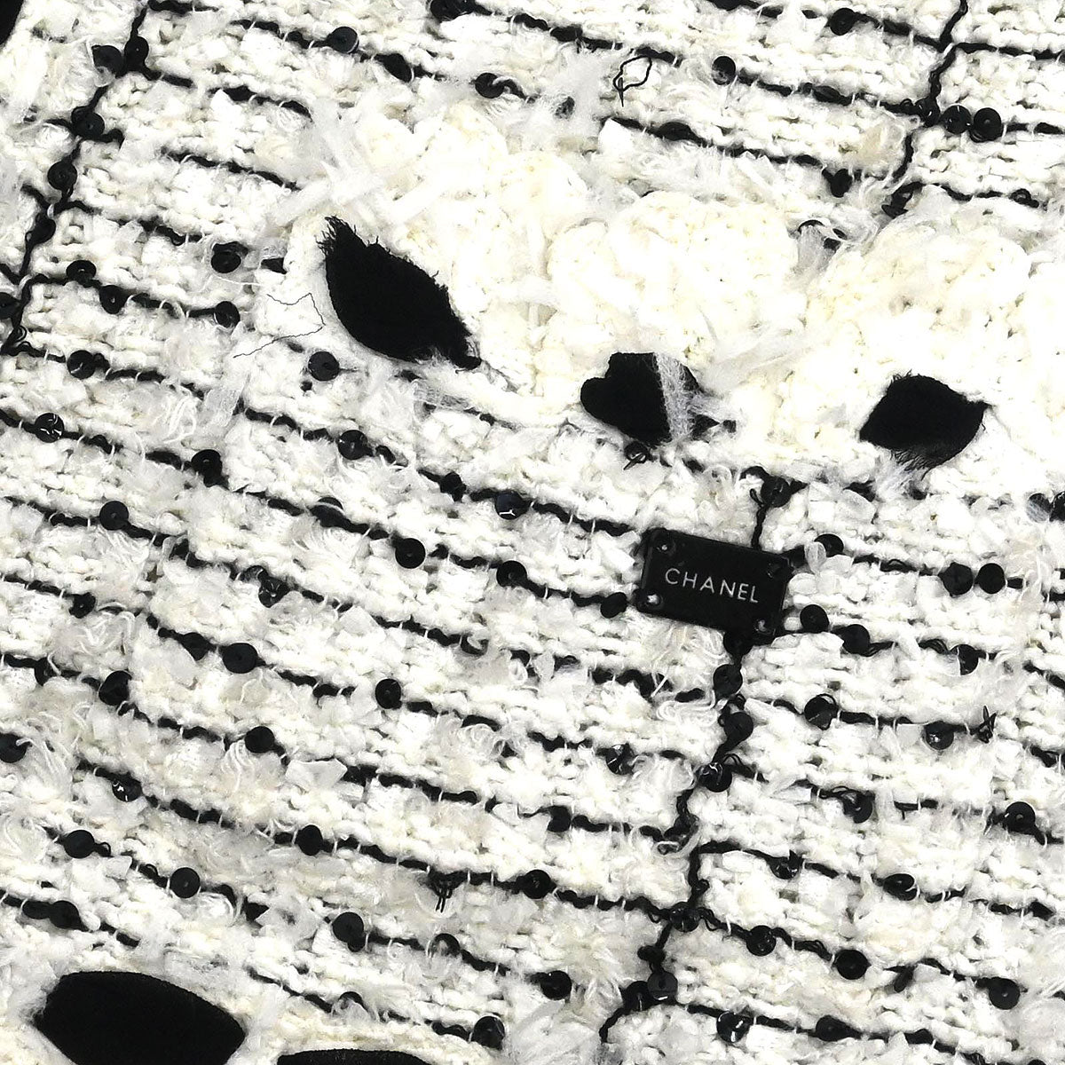 Chanel 2005 Single Breasted Collarless Jacket White #40