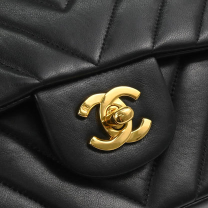 Chanel 1991-1994 Black Lambskin Chevron Medium Classic Double Flap Shoulder Bag