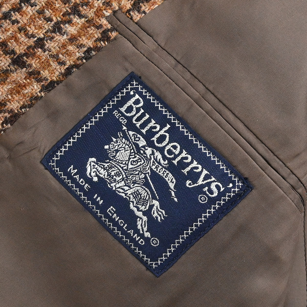 Burberrys Single Breasted Jacket Brown