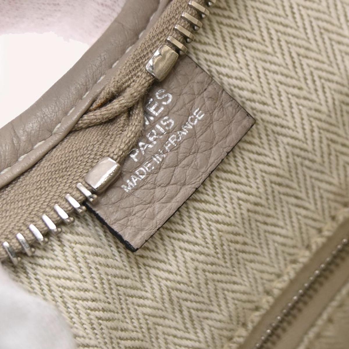 Hermes Gris Tourterelle Taurillon Clemence Massai PM Shoulder Bag