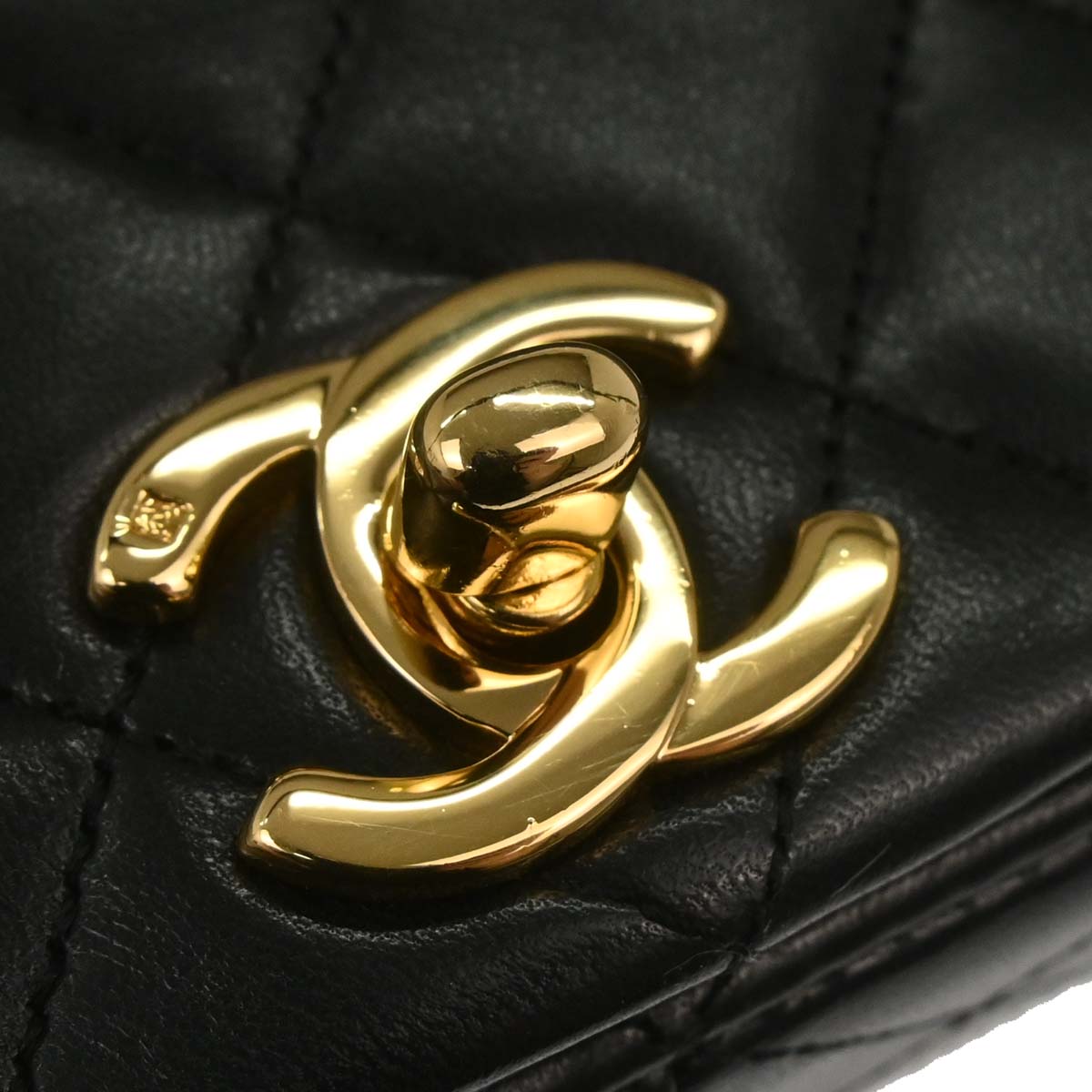 Chanel 1989-1991 Black Lambskin Turnlock Small Full Flap Shoulder Bag