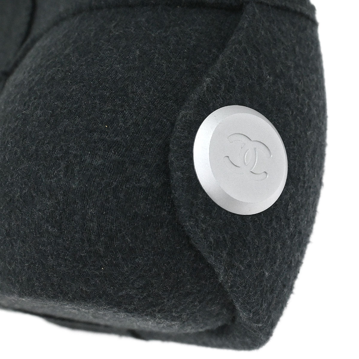 Chanel 1997-1999 Gray Felt Hip Bag Shoulder Bag