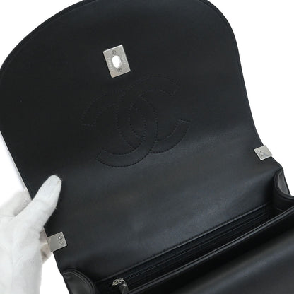 Chanel 2018 Black Calfskin Coco Eyelets Round Flap Shoulder Bag