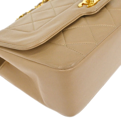 Chanel 1989-1991 Beige Lambskin Shoulder Bag