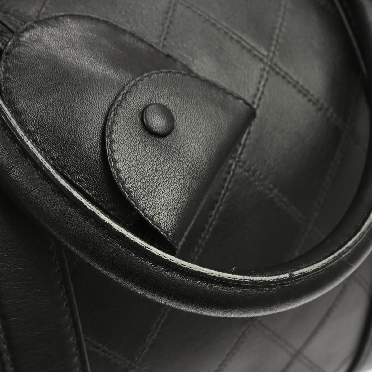 Chanel Black Lambskin Bicolore 2way Duffle Shoulder Handbag