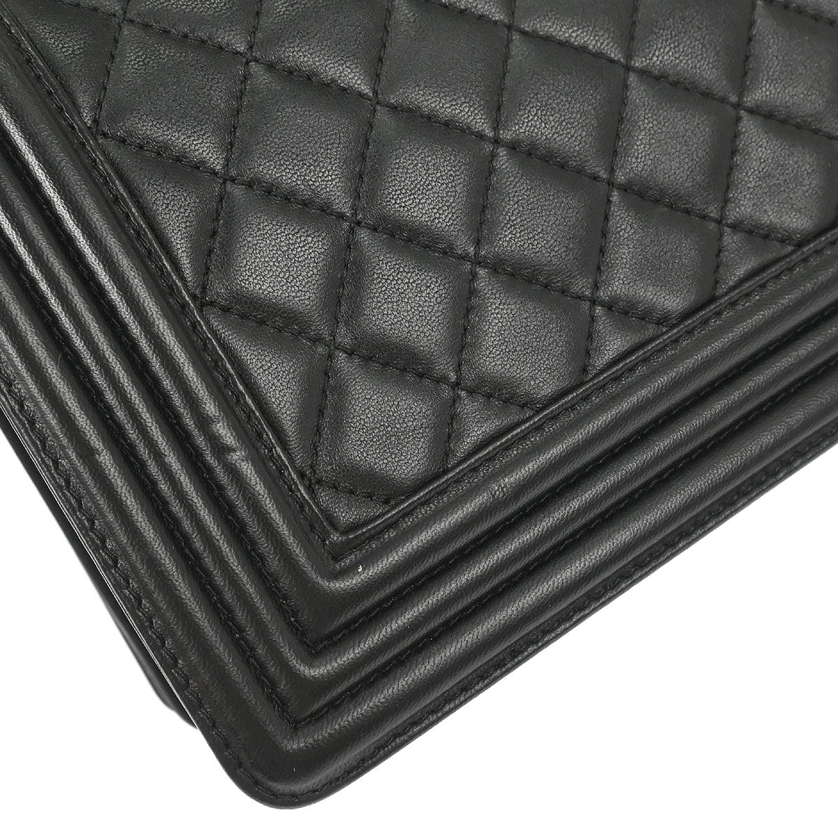 Boy Chanel Black Lambskin Medium Shoulder Bag