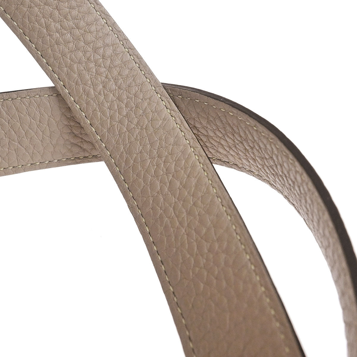 Hermes Gris Tourterelle Taurillon Picotin Lock 22 MM Handbag