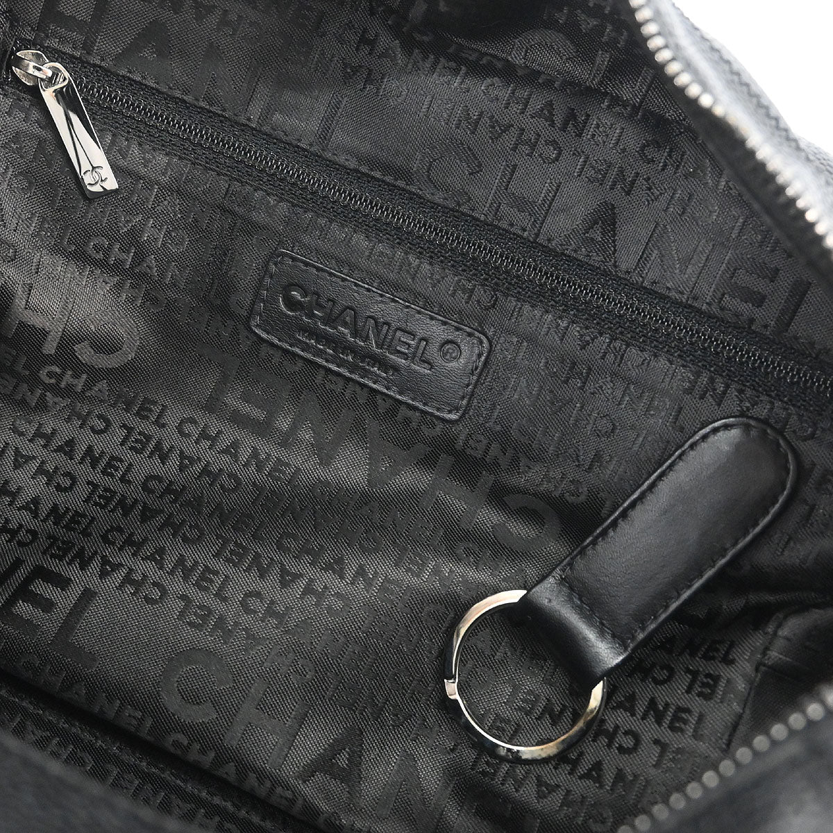 Chanel 2005-2006 Black Caviar Skin Choco Bar Handbag